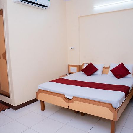Saigal Guest House Mumbai Exterior photo